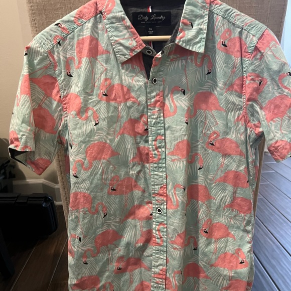 Dirty Laundry Men’s  Pink Flamingo Button Up - Picture 4 of 4